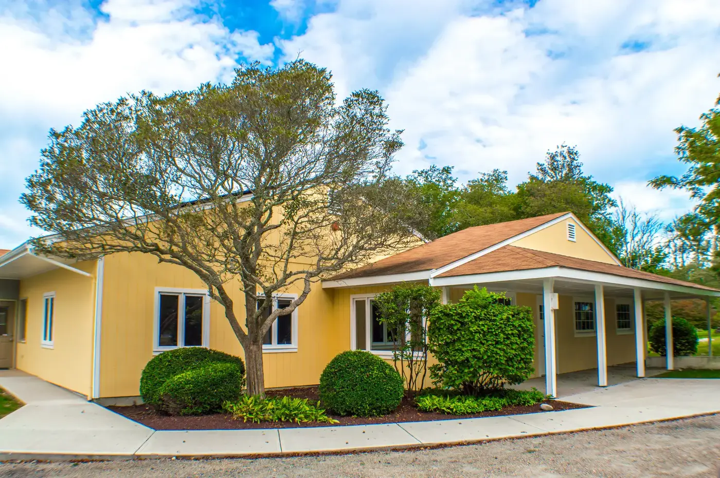 999 Main Road Westport MA — 1271 SF office retail space for lease Central Village