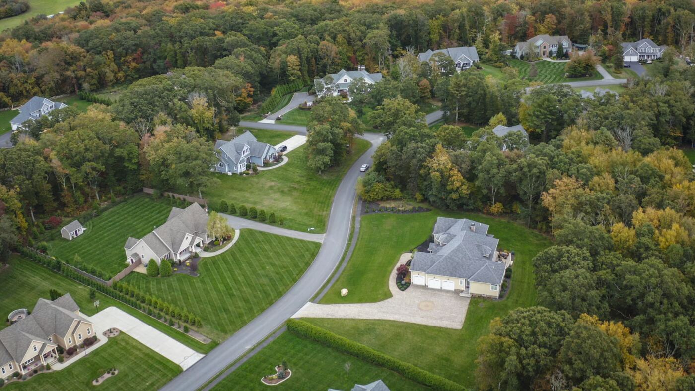 Sell your home directly to Real Offer Realty — cash offer Massachusetts